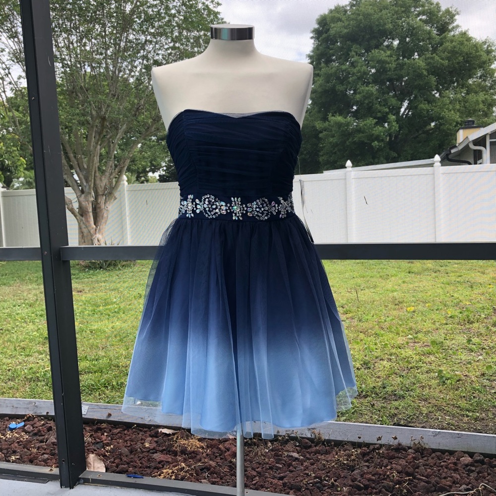 NWT Blue Ombré Strapless Prom/Cocktail Dress